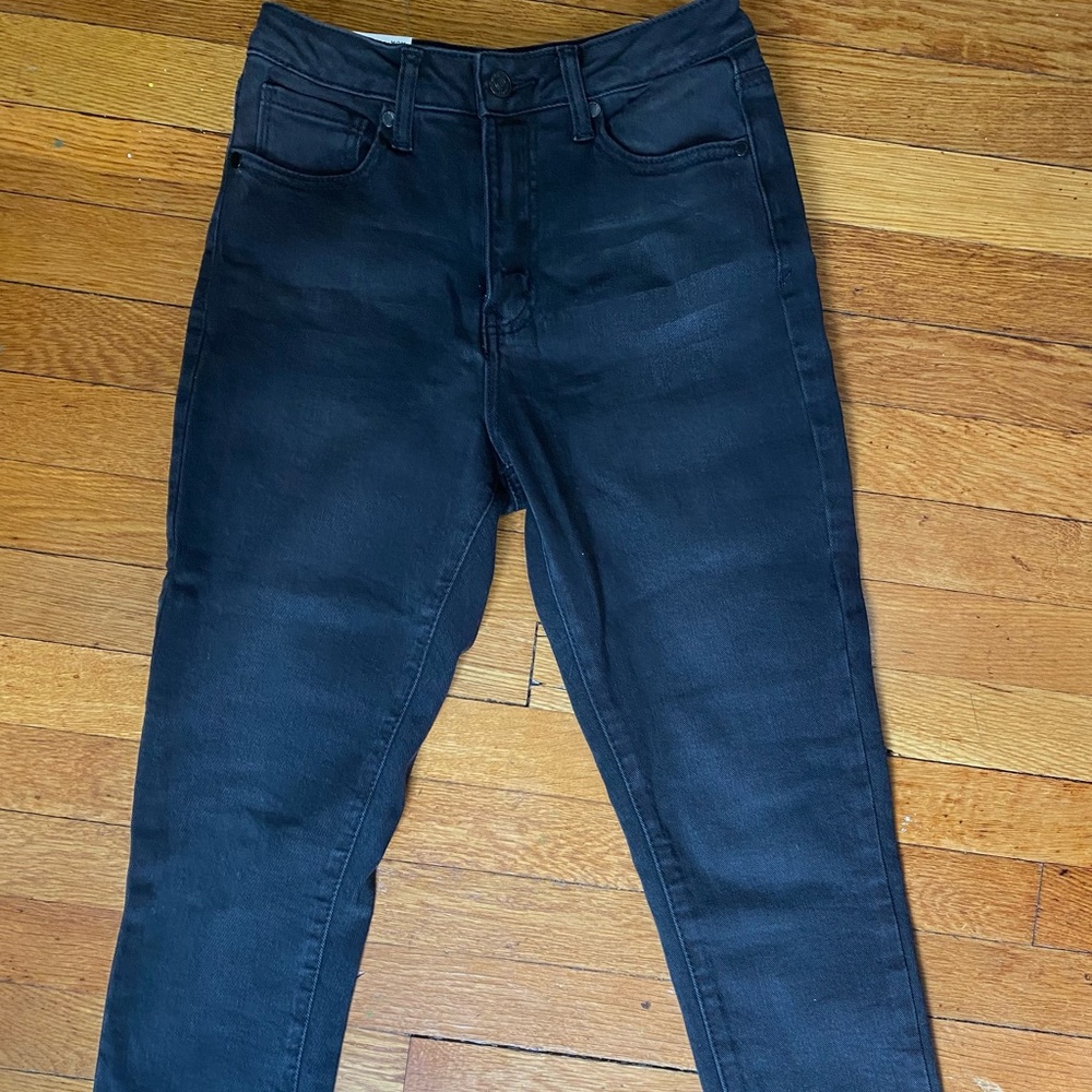 New with tags black skinny jeans